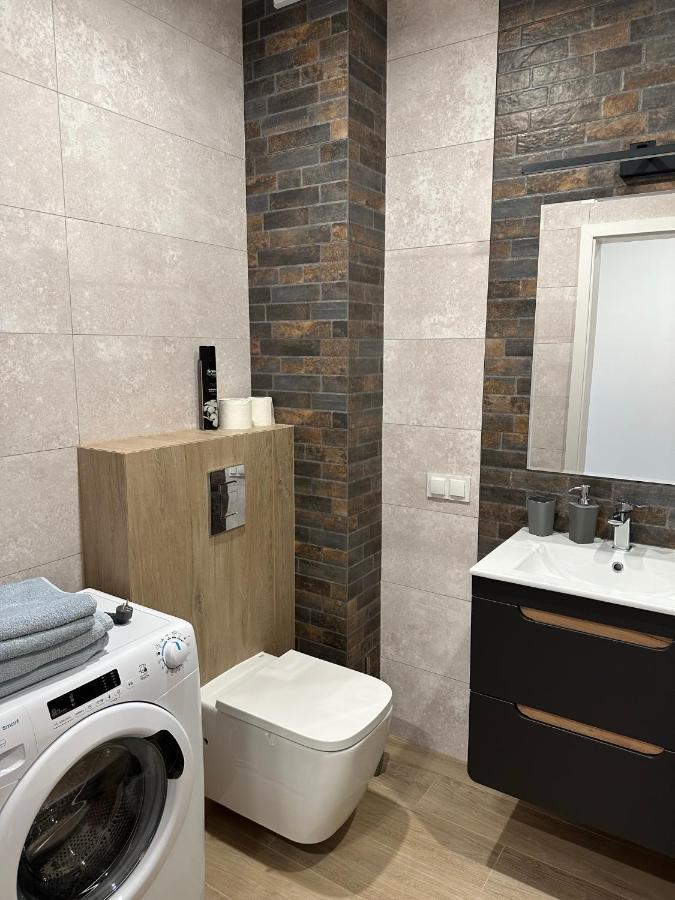 Apartament Metropolis 15 Torun Bagian luar foto