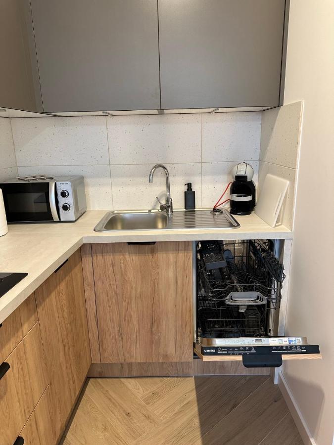 Apartament Metropolis 15 Torun Bagian luar foto